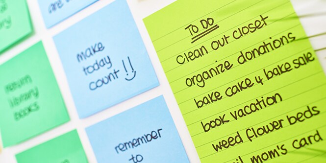Post-it® Notes with to-do list
